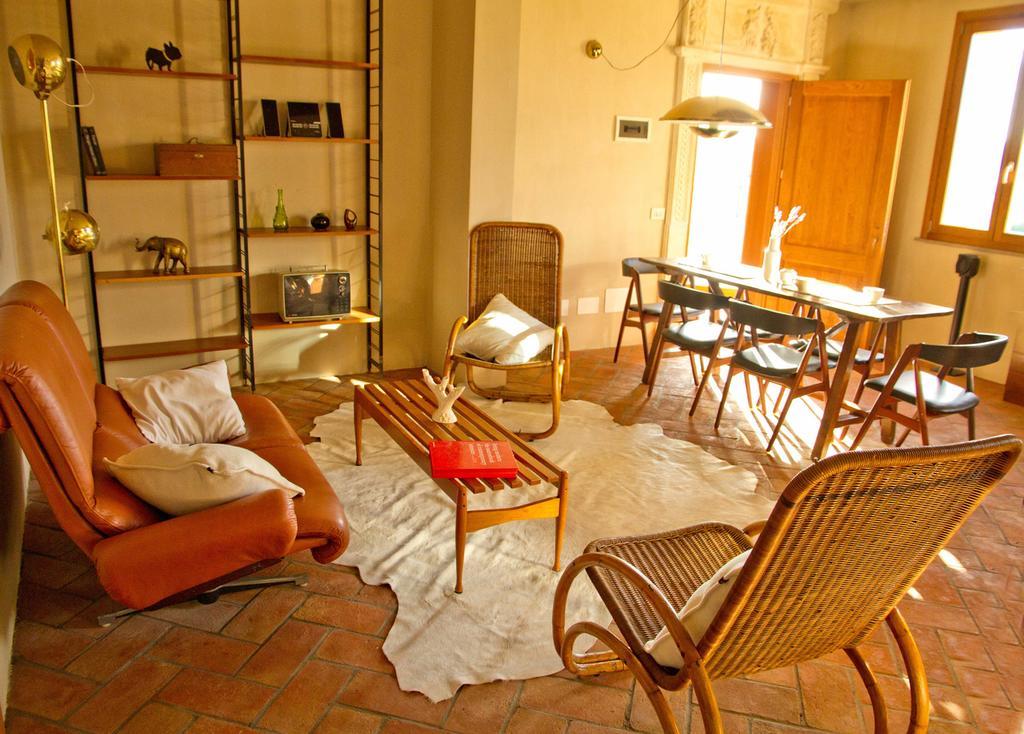 וולטרה Tuscany Forever Famiglia Apartments מראה חיצוני תמונה