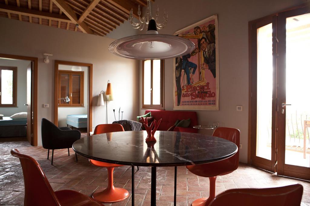 וולטרה Tuscany Forever Famiglia Apartments מראה חיצוני תמונה