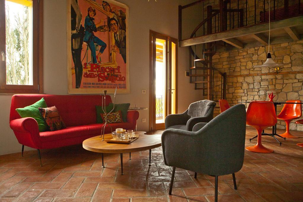 וולטרה Tuscany Forever Famiglia Apartments מראה חיצוני תמונה