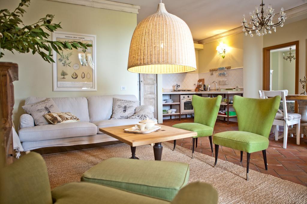 וולטרה Tuscany Forever Famiglia Apartments מראה חיצוני תמונה